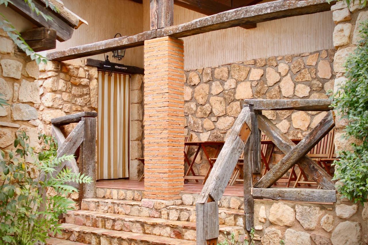 Casas Rurales Con Jacuzzi Quijote Y Sancho Ossa de Montiel Exterior photo